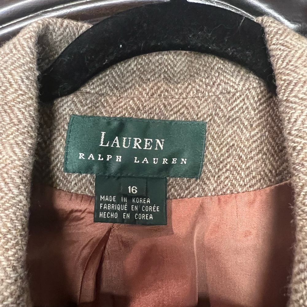 Vintage Lauren Ralph Lauren Tan Blazer with Notched Lapels 100% Wool - Picture 2 of 12